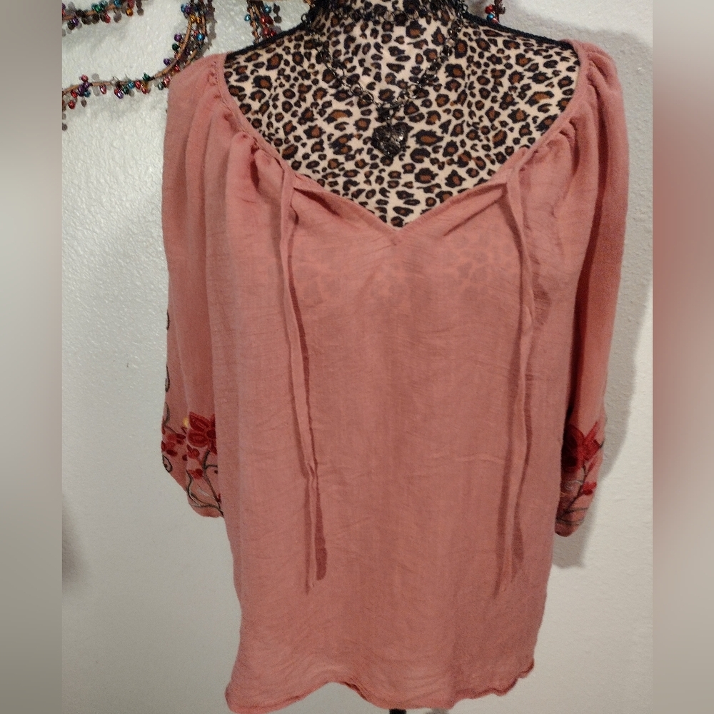 Olivia & Martin Embroidered Floral Puff Sleeves Top